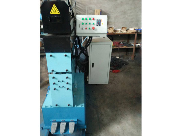 帶鋼自動焊接機